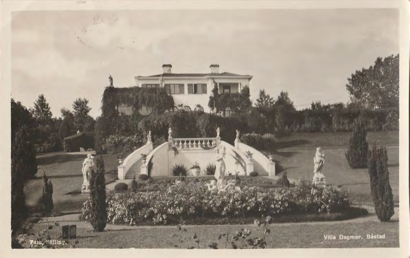 Framsida av Villa Dagmar. Båstad