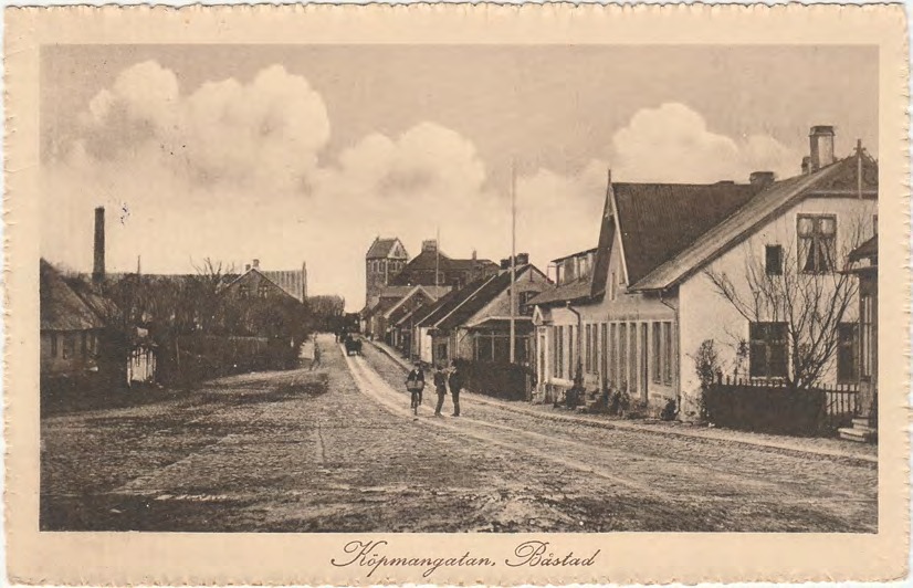 Framsida av Köpmansgatan, Båstad