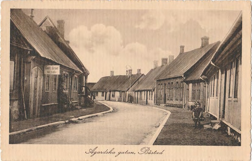Framsida av Agardhska gatan, Båstad