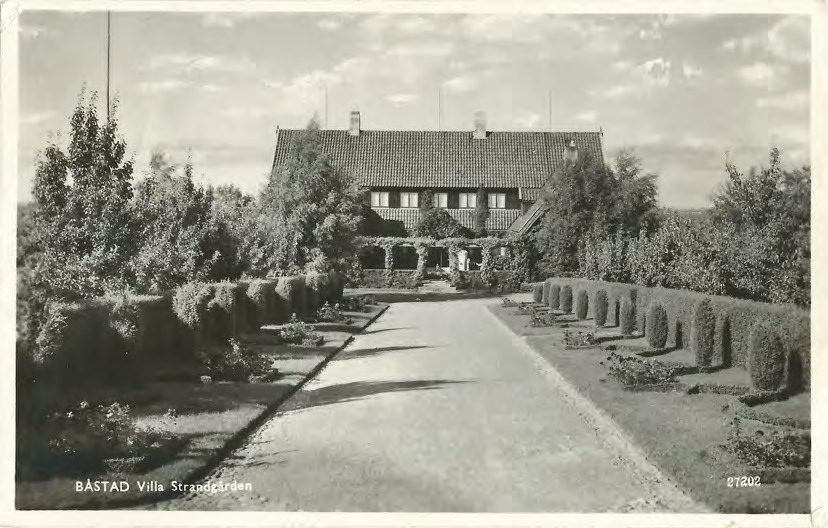 Framsida av BÅSTAD Villa Strandgården