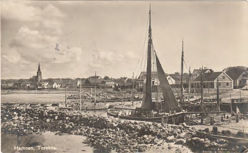Framsida av Hamnen, Torekow.