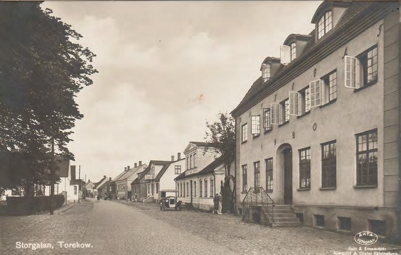 Framsida av Storgatan, Torekow.