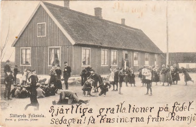 Framsida av Slättaröds Folkskola.