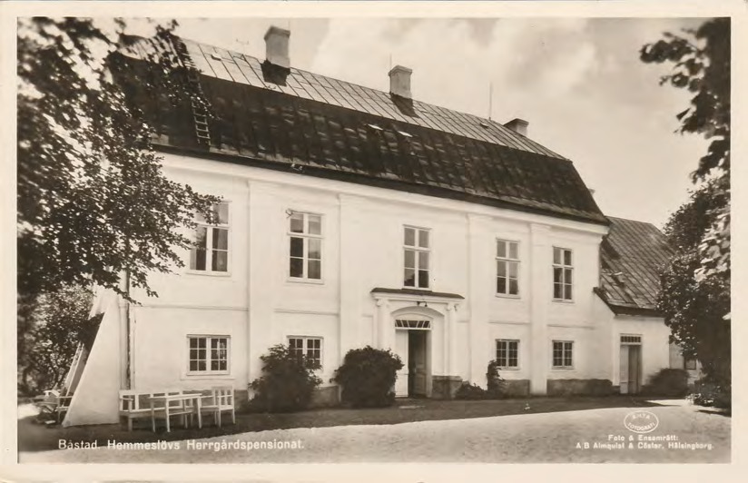 Framsida av Båstad. Hemmeslövs Herrgårdspensionat.