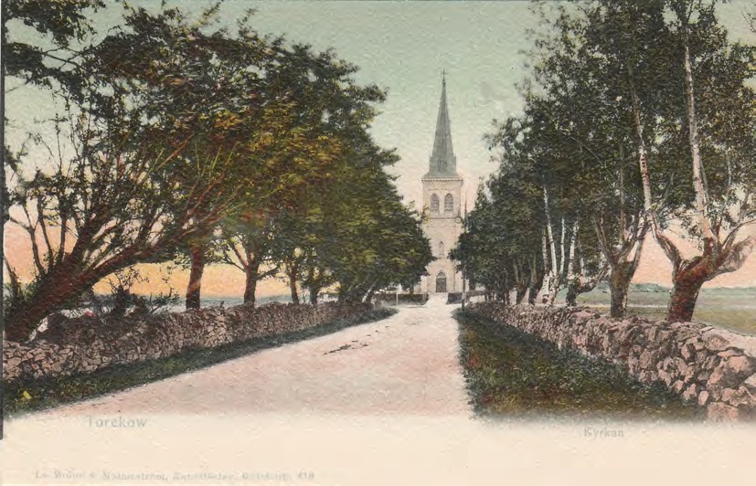 Framsida av Torekow Kyrkan