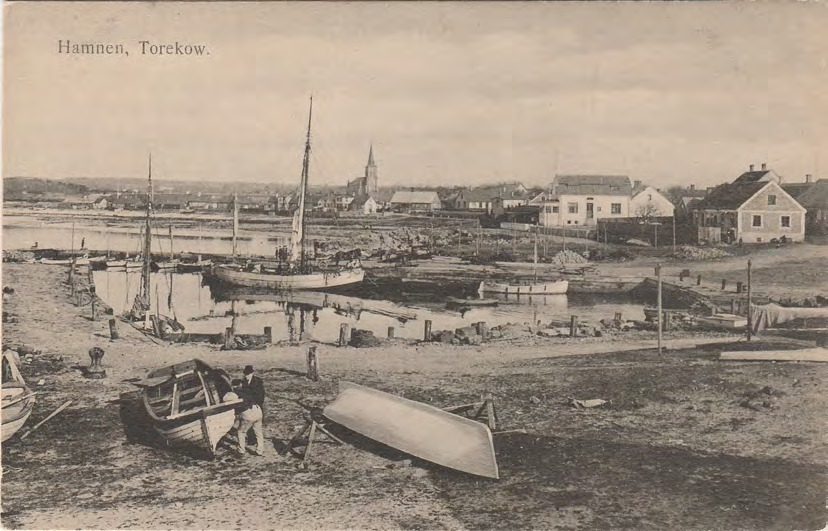 Framsida av Hamnen, Torekow.