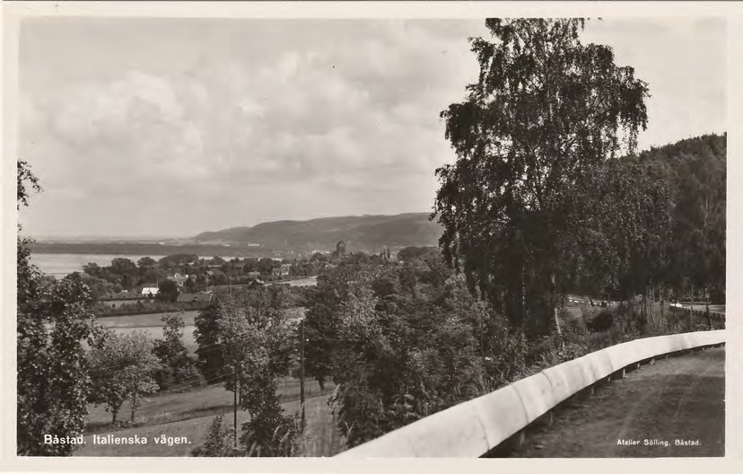 Framsida av Båstad. Italienska vägen.