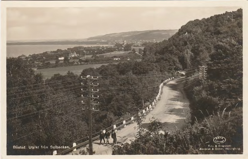 Framsida av Båstad. Utsikt från Solbacken.