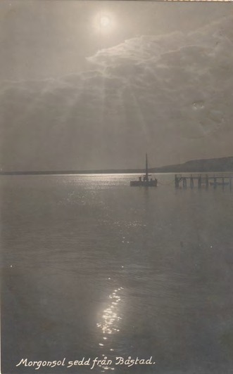 Framsida av Morgonsol sedd från Båstad.