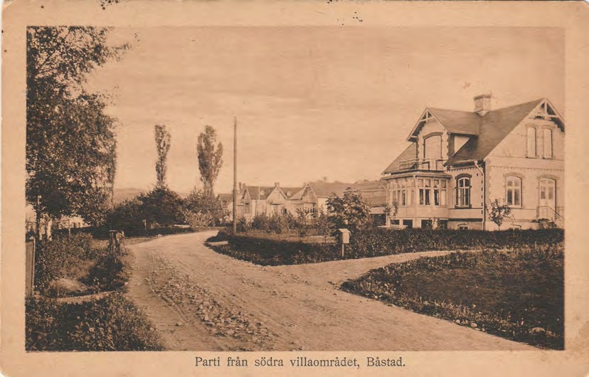 Framsida av Parti från södra villaområdet, Båstad.
