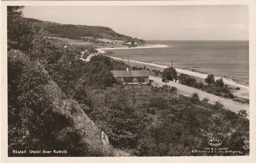 Framsida av Båstad Utsikt över Kattvik.