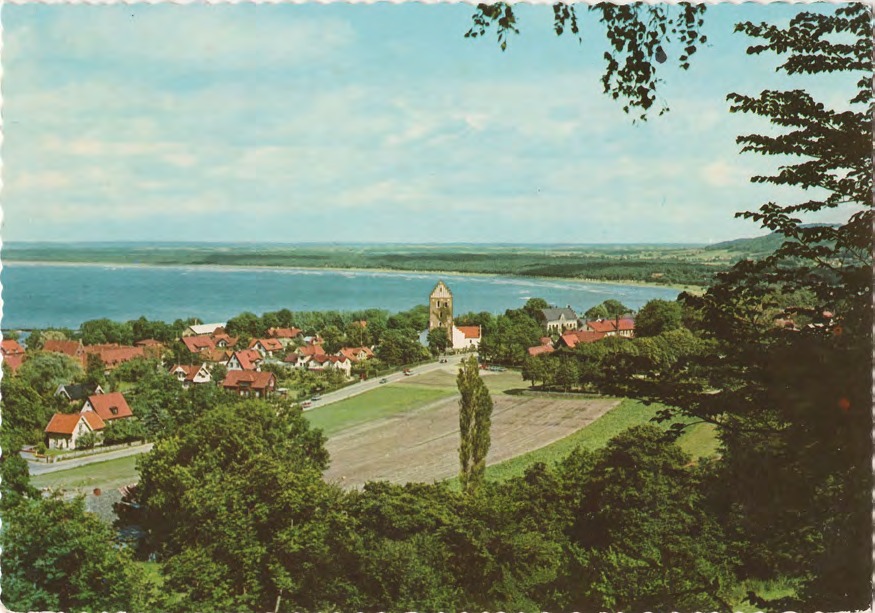 Framsida av Båstad. Utsikt från Hasselbacken