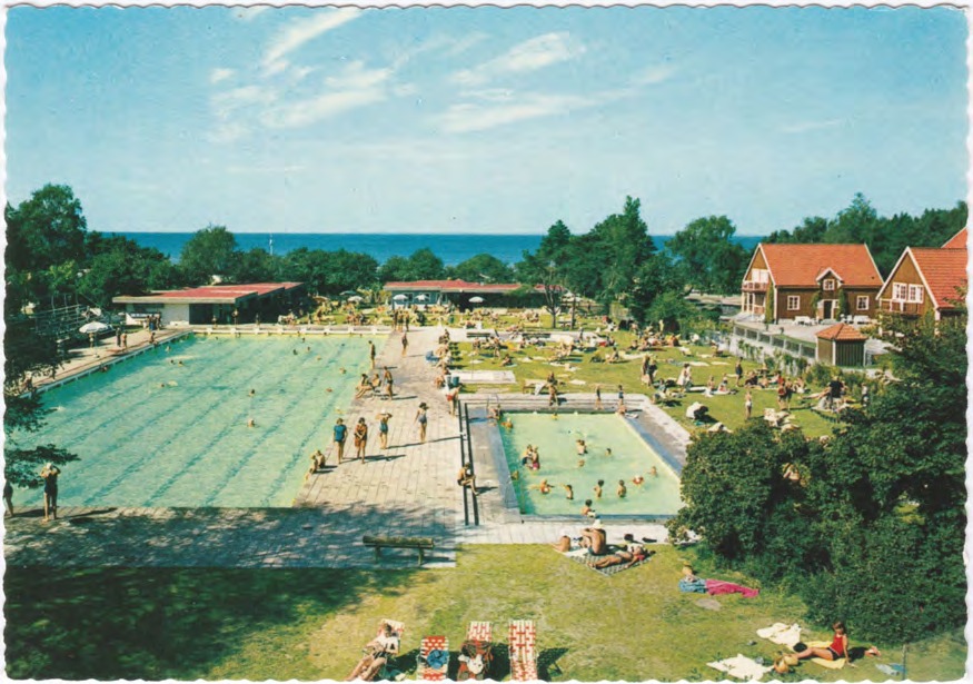 Framsida av Båstad. Malens Simbad