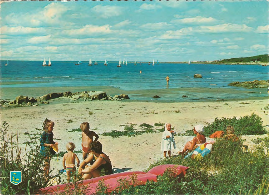 Framsida av Torekov. Badstranden