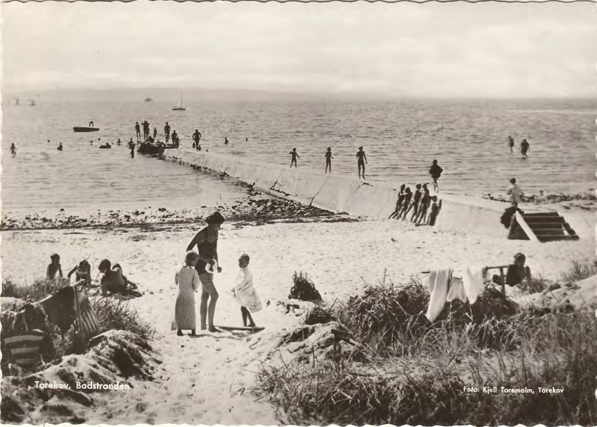 Framsida av Torekov. Badstranden