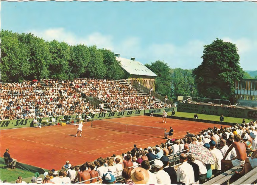 Framsida av - (Båstad. Tennisstadion)