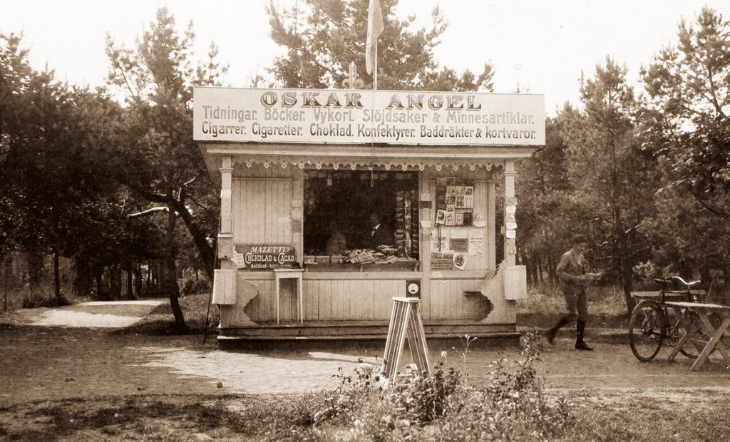 Angels kiosk i hörnet Allévägen/Havsbadsvägen. Byggdes 1908, revs 1987